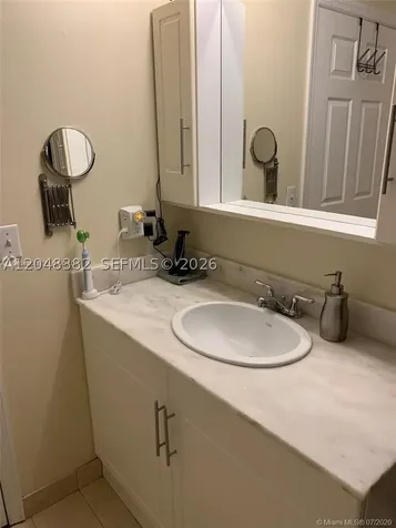 275 NE 18th Street Miami FL 33132