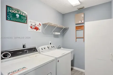2472 SE Hillard Road Port St. Lucie FL 34952