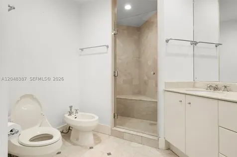 100 S Pointe Drive Miami Beach FL 33139