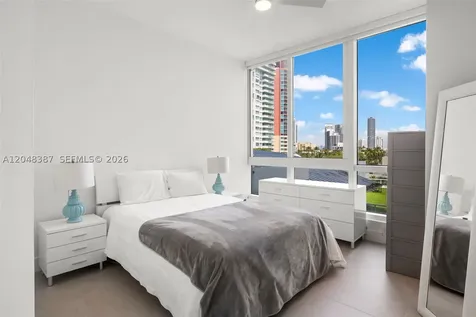 100 S Pointe Drive Miami Beach FL 33139