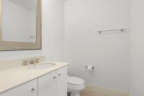 100 S Pointe Drive Miami Beach FL 33139