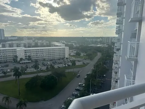 18041 Biscayne Boulevard Aventura FL 33160