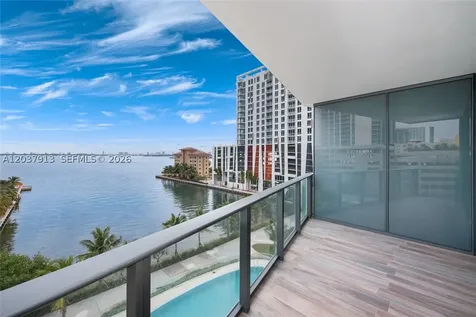 460 NE 28 Street Miami FL 33132