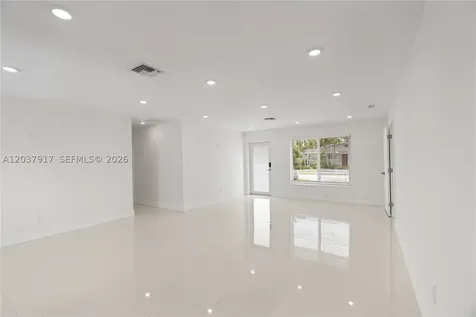 10501 SW 53rd Street Miami FL 33165