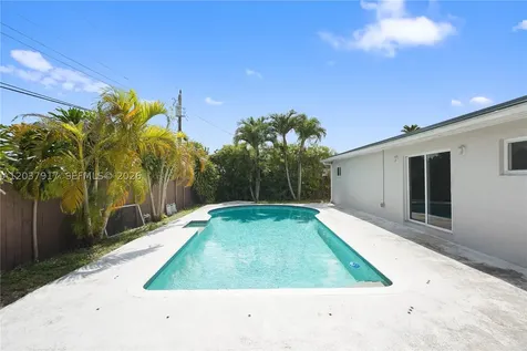 10501 SW 53rd Street Miami FL 33165