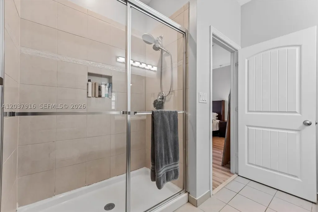 712 SW 2nd Way Pompano Beach FL 33060