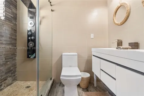 94825 Overseas #254 Key Largo FL 33037