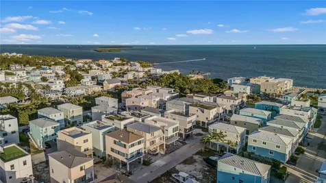 94825 Overseas #254 Key Largo FL 33037