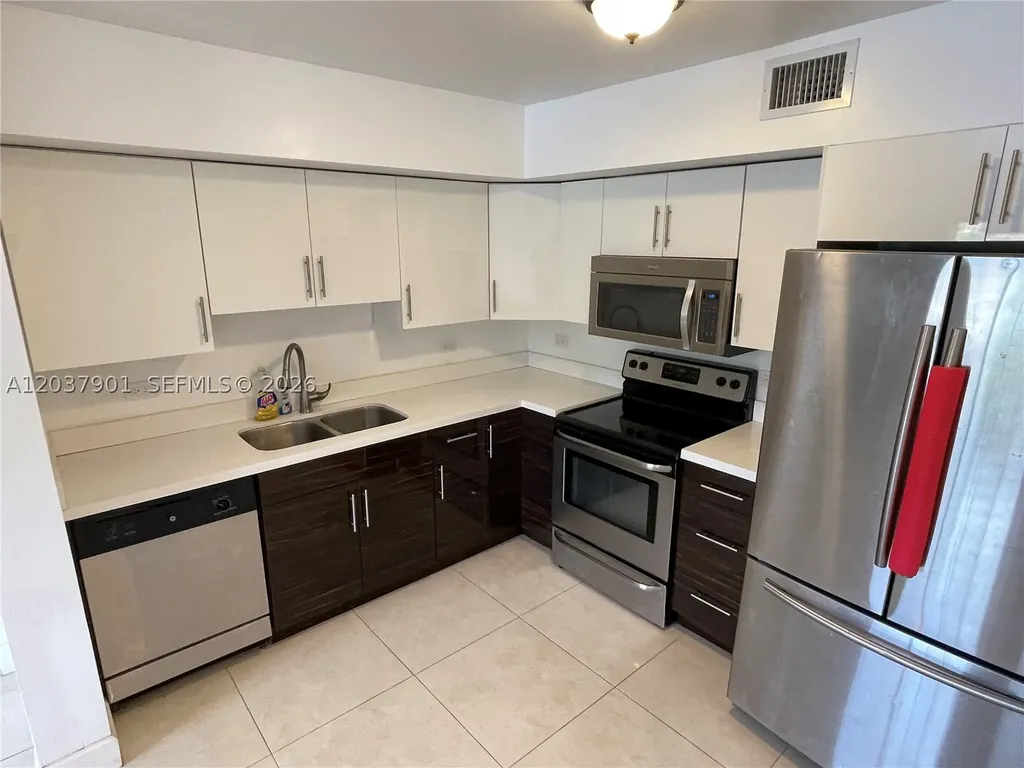 3690 N 56th Avenue Hollywood FL 33021