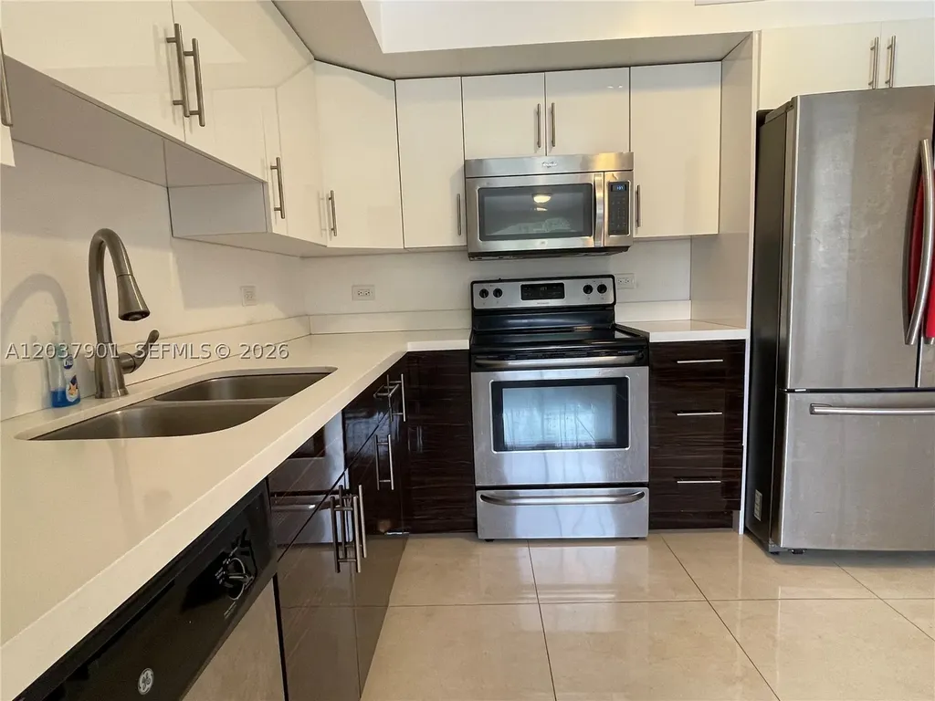 3690 N 56th Avenue Hollywood FL 33021