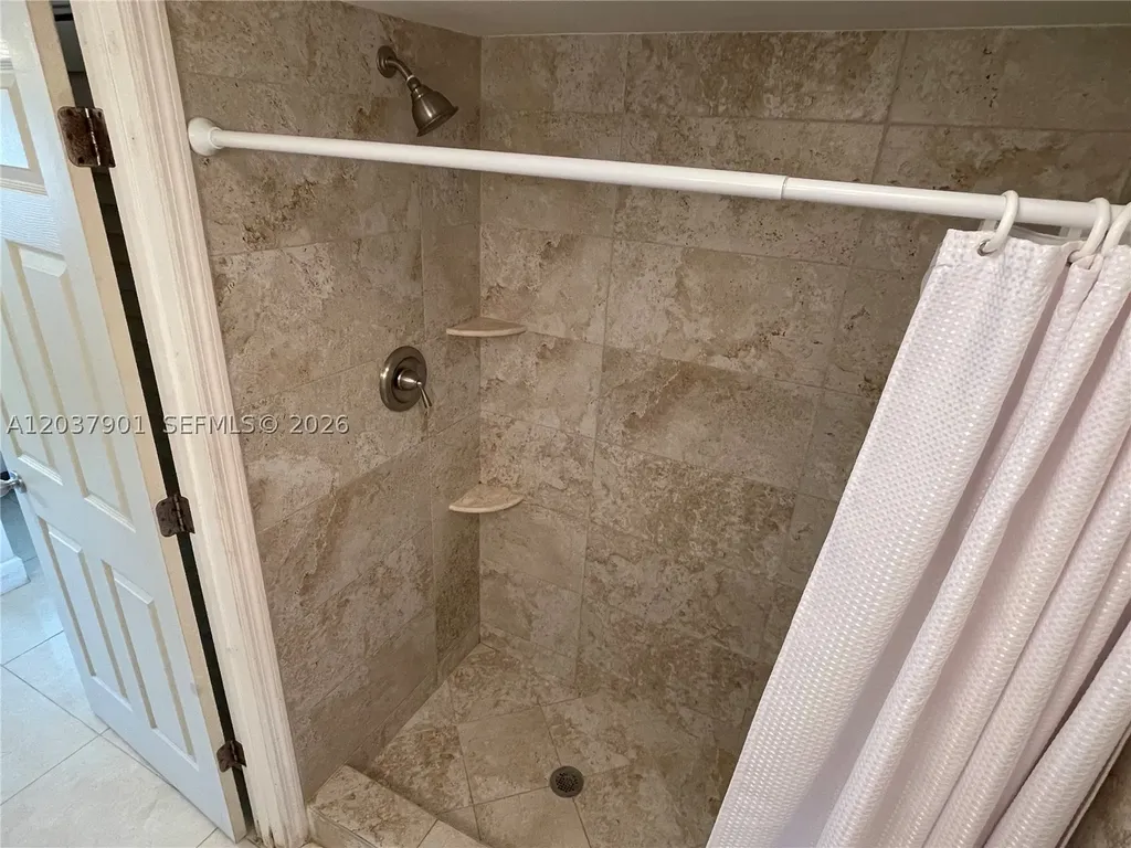 3690 N 56th Avenue Hollywood FL 33021