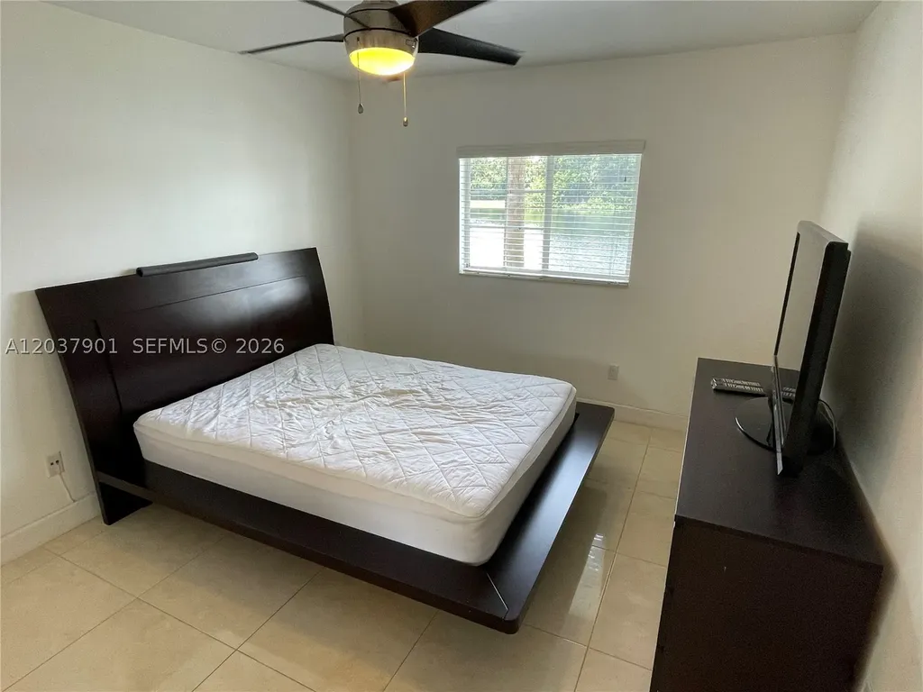 3690 N 56th Avenue Hollywood FL 33021