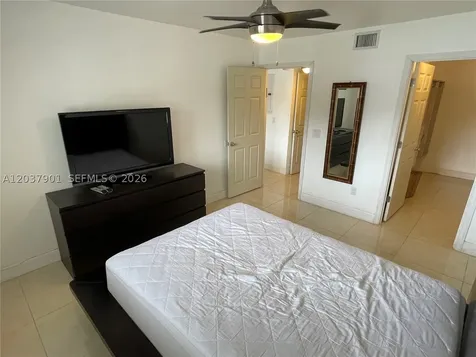 3690 N 56th Avenue Hollywood FL 33021