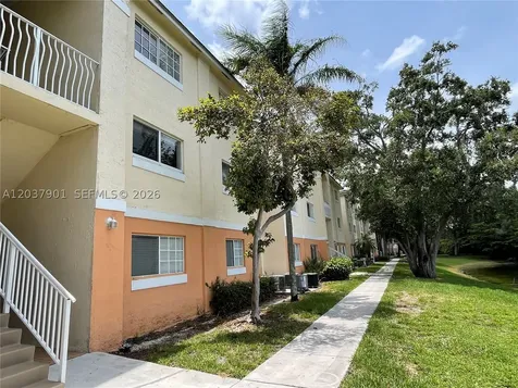 3690 N 56th Avenue Hollywood FL 33021