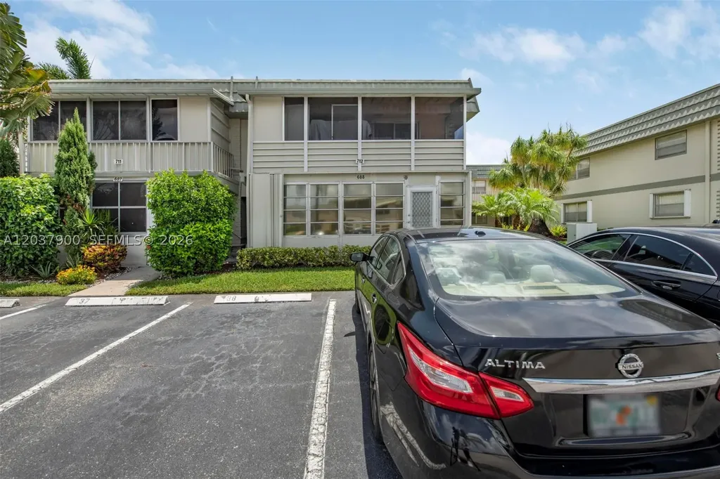 712 Monaco O Delray Beach FL 33446
