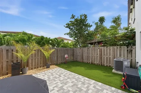 11913 SW 244th Lane Homestead FL 33032