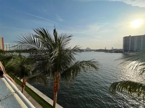 Sunny Isles Beach FL 33160