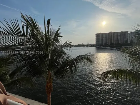 Sunny Isles Beach FL 33160