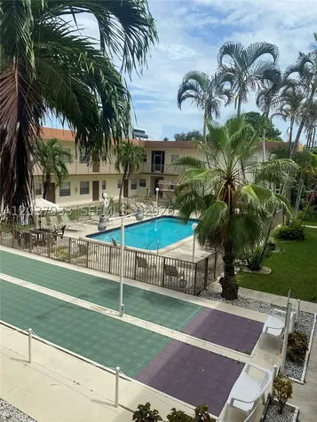 415 NE 2nd Street Hallandale Beach FL 33009