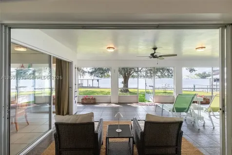 3118 Tanglewylde Avenue Lake Placid FL 33852