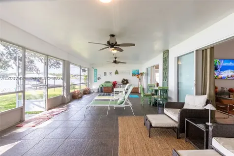 3118 Tanglewylde Avenue Lake Placid FL 33852