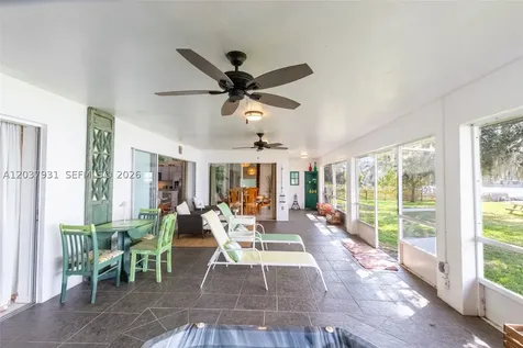 3118 Tanglewylde Avenue Lake Placid FL 33852