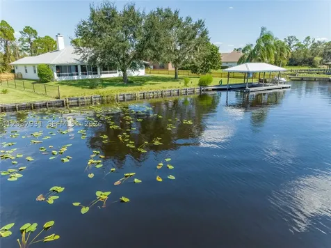 3118 Tanglewylde Avenue Lake Placid FL 33852