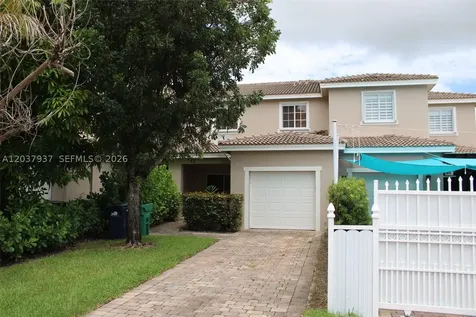 27568 SW 143rd Avenue Homestead FL 33032