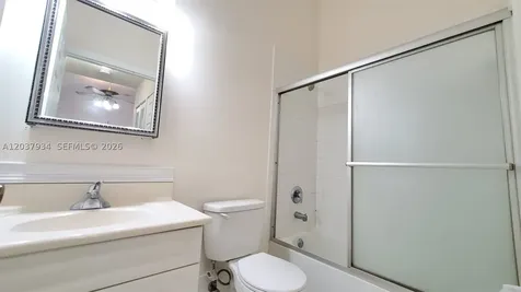640 NW 79th Avenue Pembroke Pines FL 33024