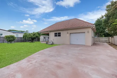 241 Hammond Drive Miami Springs FL 33166