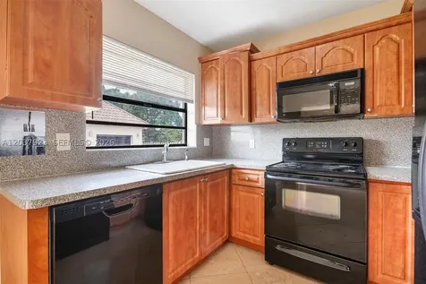 241 Hammond Drive Miami Springs FL 33166