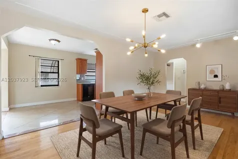 241 Hammond Drive Miami Springs FL 33166