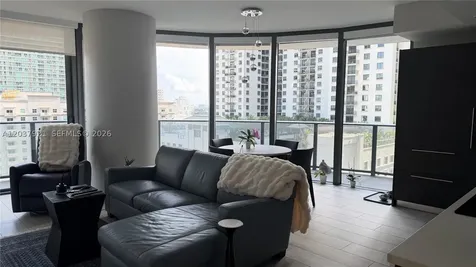 45 SW 9th Street Miami FL 33130