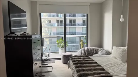 45 SW 9th Street Miami FL 33130