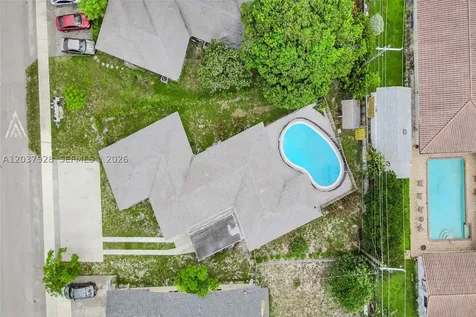 2343 NW 28th Street Oakland Park FL 33311