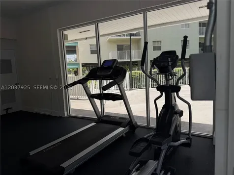 8200 SW 210th Street Cutler Bay FL 33189