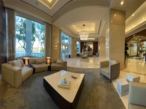 7000 Island Boulevard Aventura FL 33160