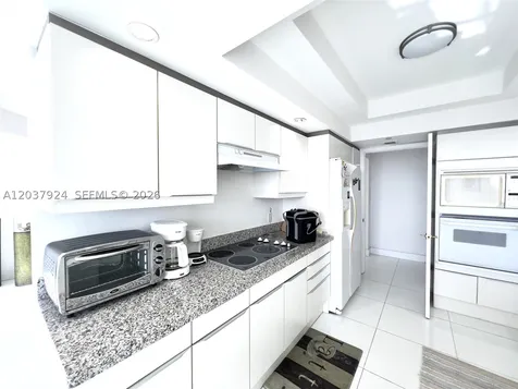 7000 Island Boulevard Aventura FL 33160