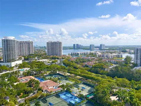 7000 Island Boulevard Aventura FL 33160