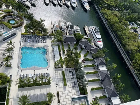 7000 Island Boulevard Aventura FL 33160