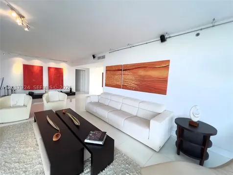 7000 Island Boulevard Aventura FL 33160