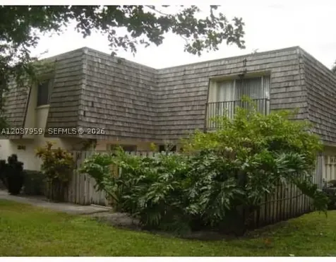 2060 SW 90th Avenue Davie FL 33324
