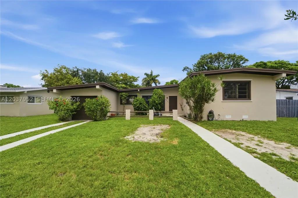 20525 Jacaranda Road Cutler Bay FL 33189