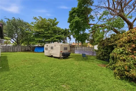 20525 Jacaranda Road Cutler Bay FL 33189