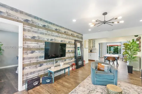 351 NE 117th Street Miami FL 33161