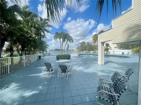 3429 NW 44th Street Oakland Park FL 33309