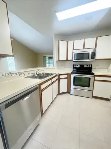 3429 NW 44th Street Oakland Park FL 33309