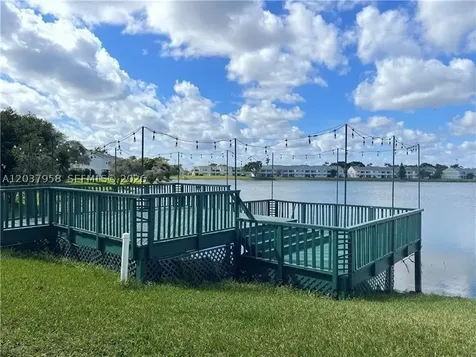 3429 NW 44th Street Oakland Park FL 33309