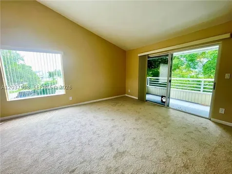 3429 NW 44th Street Oakland Park FL 33309