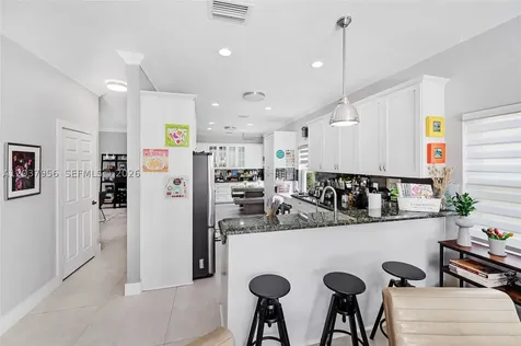 4152 Sapphire Terrace Weston FL 33331